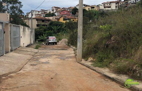 Lote Frente p/ Duas Ruas - Pedra Grande