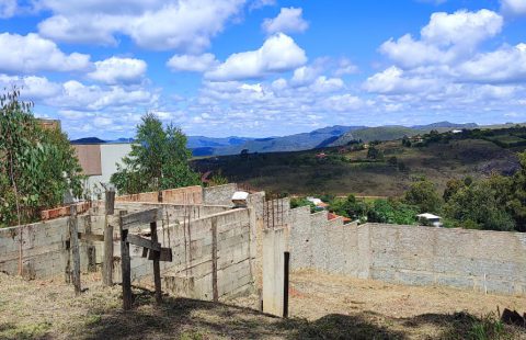 LOTE URBANO MURADO - VILA ARRAIOLOS - EXCELENTE VISTA