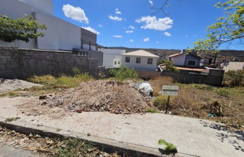 Lote Urbano em região central do Jardim Imperial