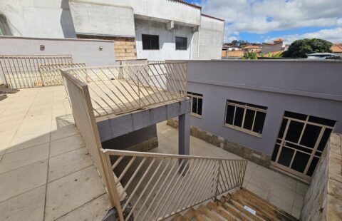 Casa Térrea 03 quartos - próximo ao posto Vista da Serra