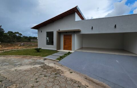 Casa Térrea - Cond.Vivendas do Campo - Ampla Área Externa - Acabamento de alto Padrão