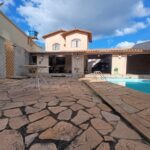 Casa de alto Padrão em Região Central - Com Piscina